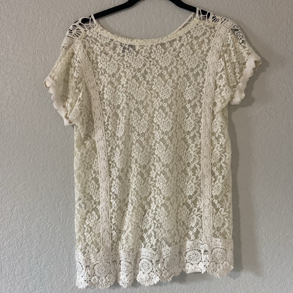 MissMe Lace Top - Picture 2 of 3